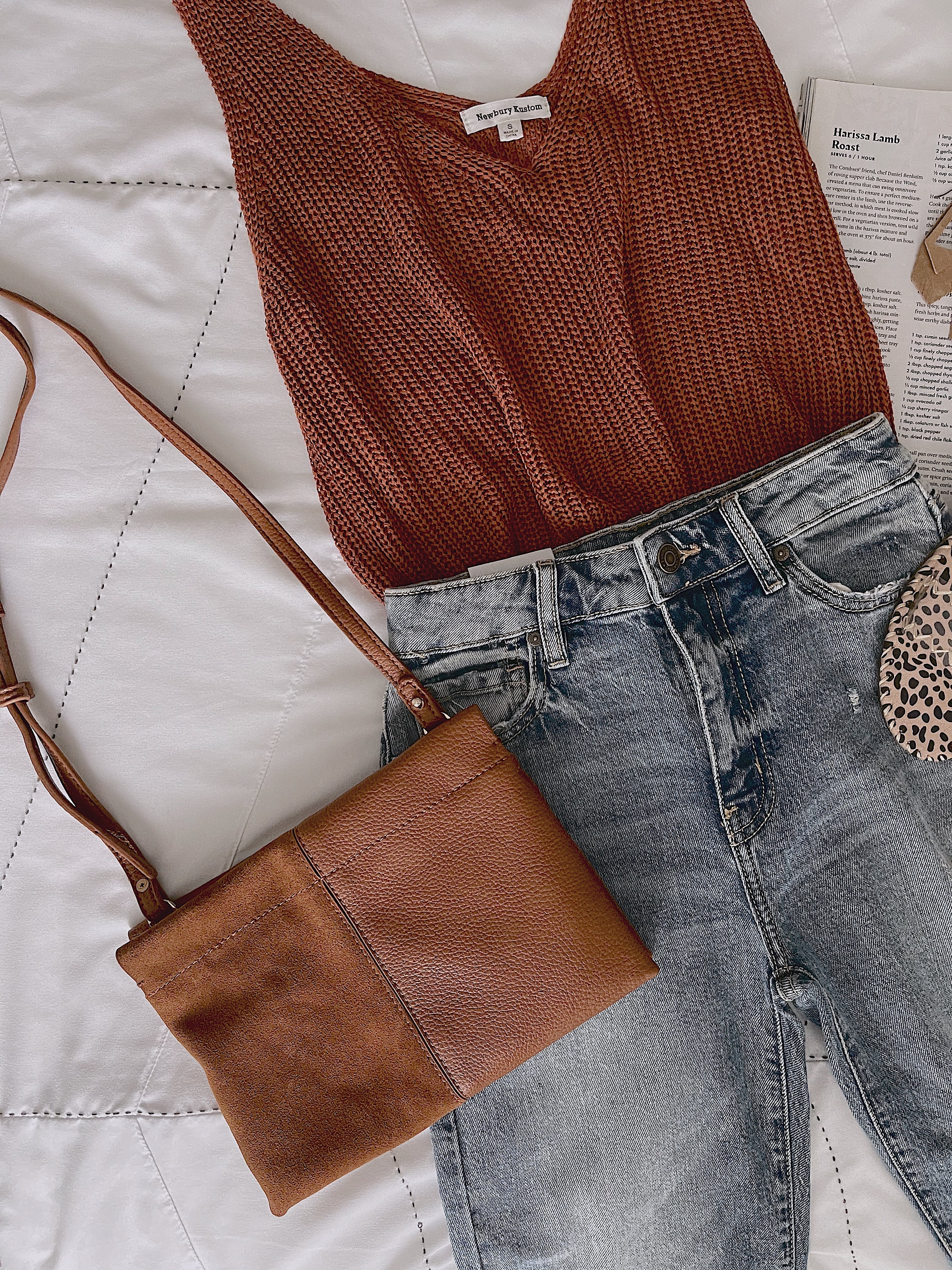 Aston Crossbody - Tan